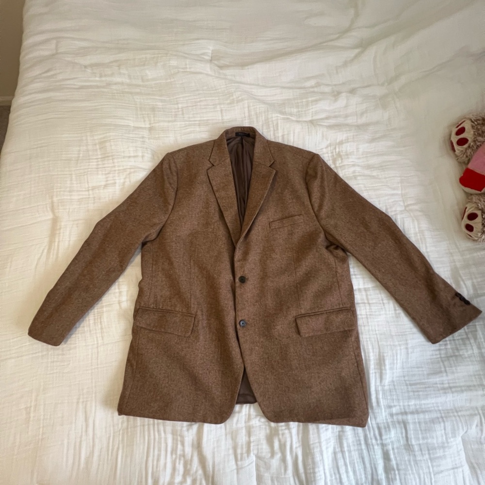 Men’s Tweed Suit